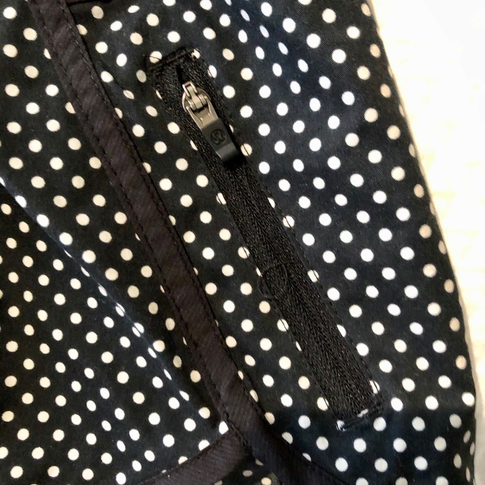 Lululemon tracker shorts - Picture 5 of 5